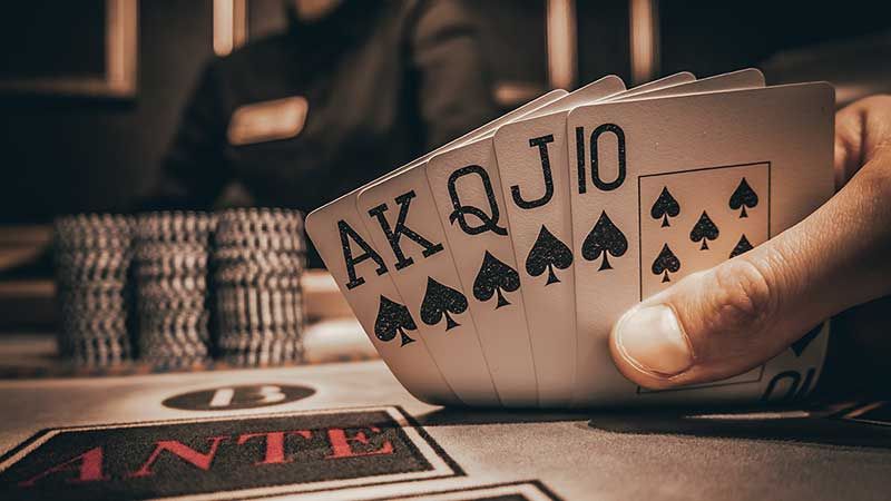 Hiểu rõ về thùng phá sảnh poker
